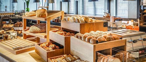 Päivittäinen buffetaamiainen maksusta