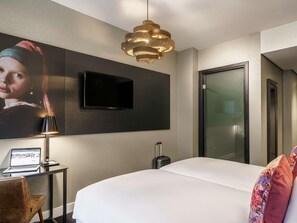 Classic Twin Room, 2 Single Beds | Premium bedding, in-room safe, desk, soundproofing - Mercure Hotel Amsterdam Sloterdijk Station (Amsterdam)