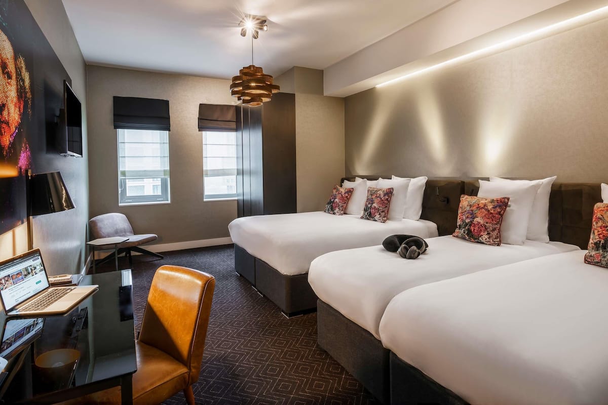Family Room, Multiple Beds (Classic)