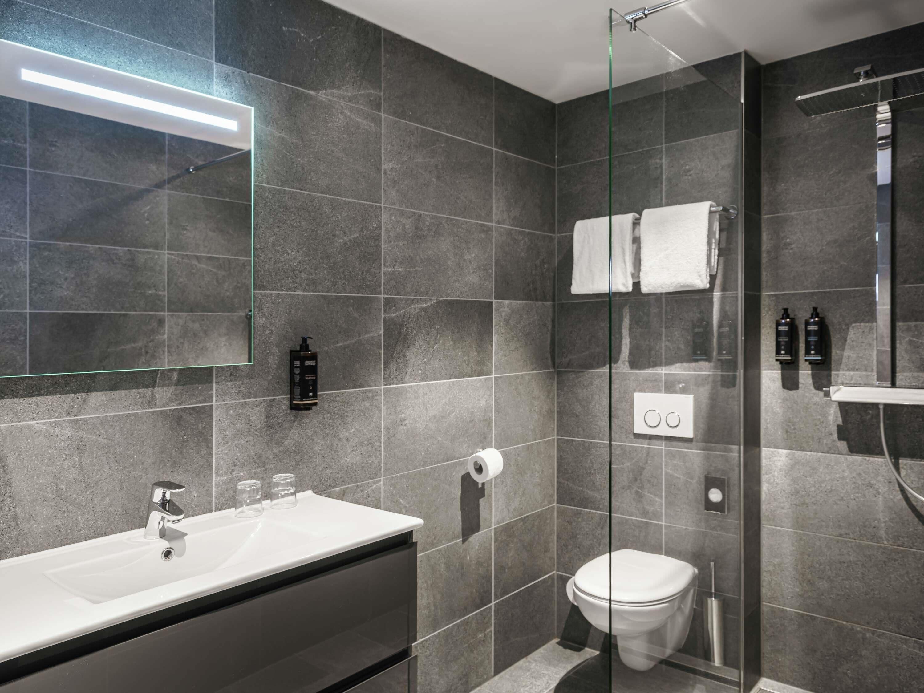 Mercure Hotel Amsterdam Sloterdijk Station - Image 10