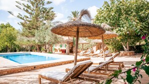 Double Room | Desk, blackout drapes, soundproofing, iron/ironing board (on request) - Agroturismo Son Barceló Mas (Campos)