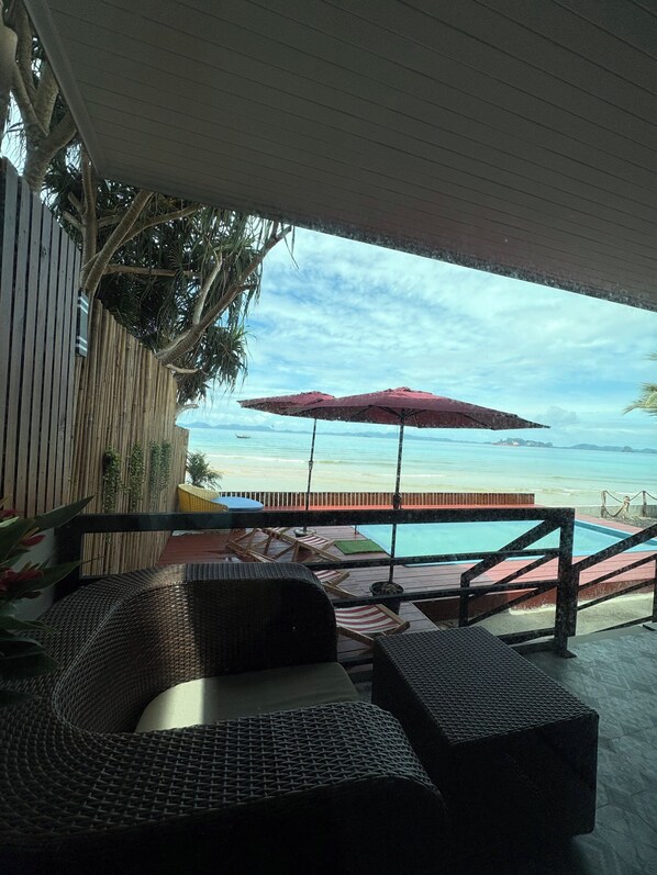 Deluxe Double Room with Sea View | Vue de la chambre