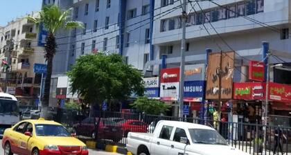 Seven Days Hotel