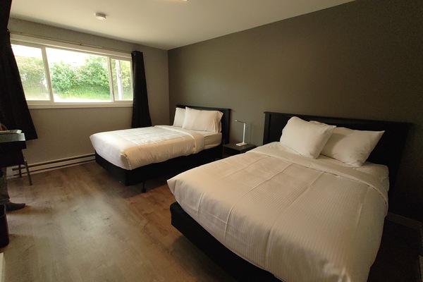 Traditional Room, 2 Double Beds | WiFi (free), bed sheets