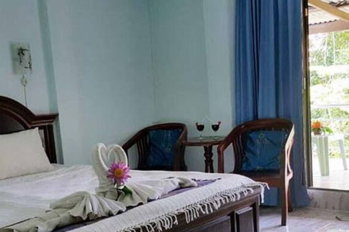Standard Double or Twin Room, Sea View | Desk, blackout drapes, rollaway beds (surcharge), WiFi (free)