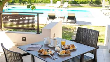 Desayuno buffet incluido todos los días