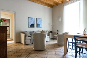Presidential Apartment, 2 Bedrooms | Living area