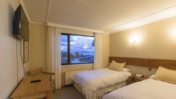 Caja de seguridad en la habitación, cunas gratuitas y ropa de cama