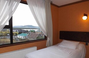 客房内保险箱、免费婴儿床、床单