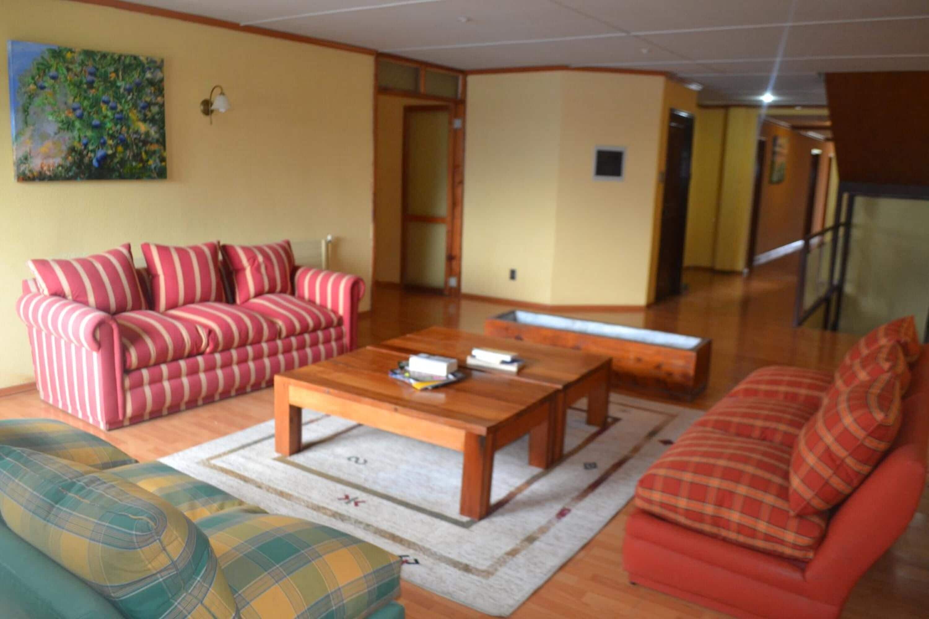 23-inch flat-screen tv with cable channels, tv