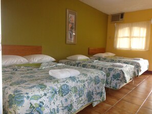 Standard Triple Room, 3 Single Beds