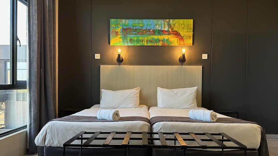 N1 Hotel Samora Machel Harare