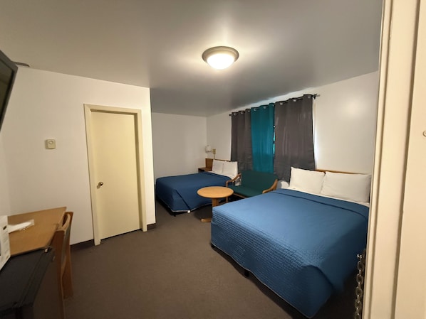 Desk, iron/ironing board, free WiFi, bed sheets