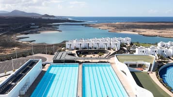 Piscina de natación o entrenamiento