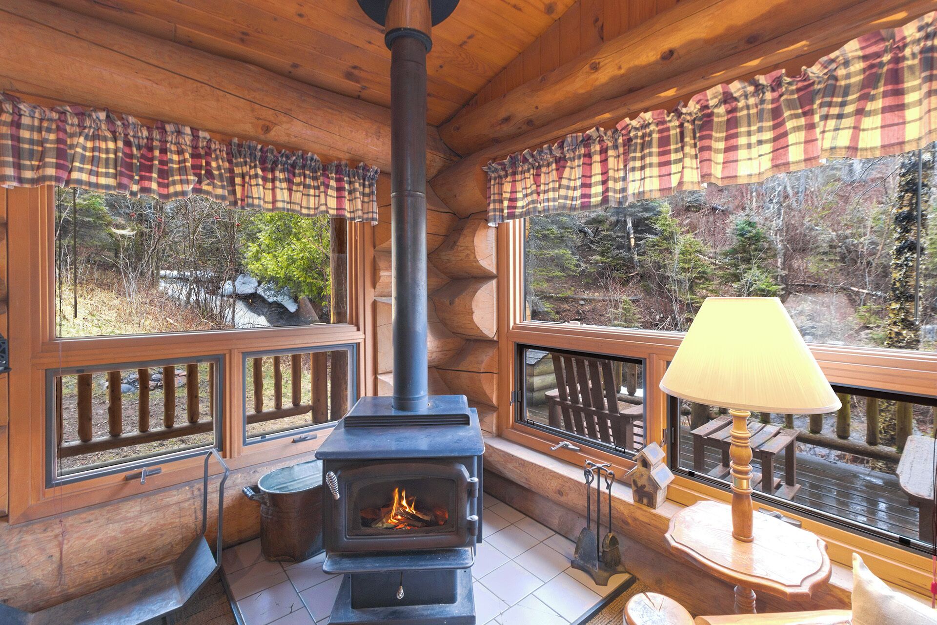 cabin, private bathroom (cabin 12) | living area | 30-inch tv with satellite channels