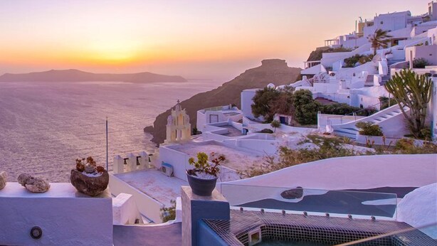 Pool - Exclusive Suites (Santorini)