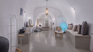 Grand Suite, Hot Tub (Caldera View) | Living area | Plasma TV - Exclusive Suites (Santorini)