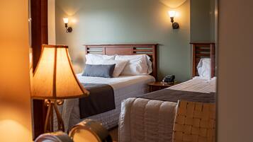 Superior Suite, 1 Queen Bed with Sofa bed, Kitchenette | Desk, free WiFi