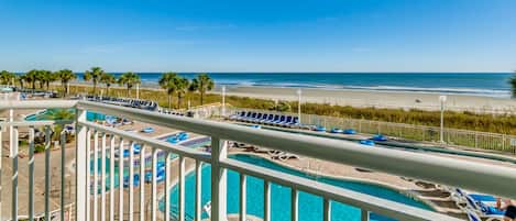 Condo, 1 Bedroom, Oceanfront, Balcony (Sleeps 6) | Balcony