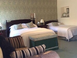 Standard Suite, Ensuite | Bathroom - Whashton Springs Farm (Richmond)