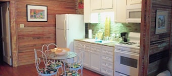 The Main Street Hotel