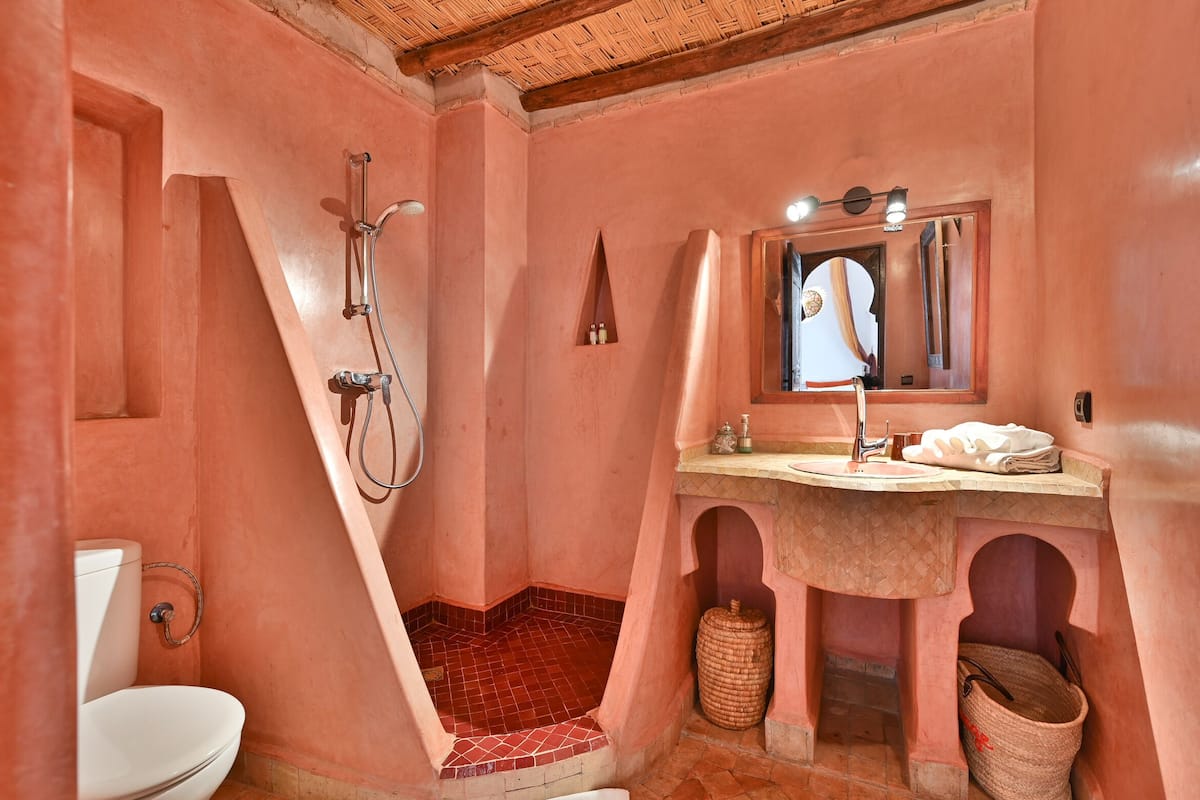 Standard Double or Twin Room, Private Bathroom
