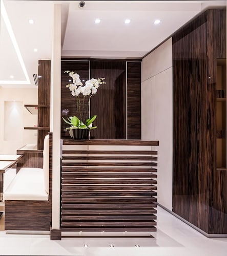 Maison Candia Luxury House