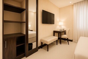 Daily continental breakfast for a fee - Maison Candia Luxury House (Rome)