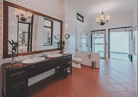 Labrador Villa - Image 4