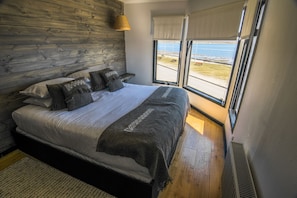 Beach/ocean view - Kau Lodge (Natales)