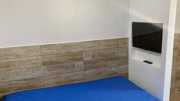 Double Room, Private Bathroom, Ground Floor