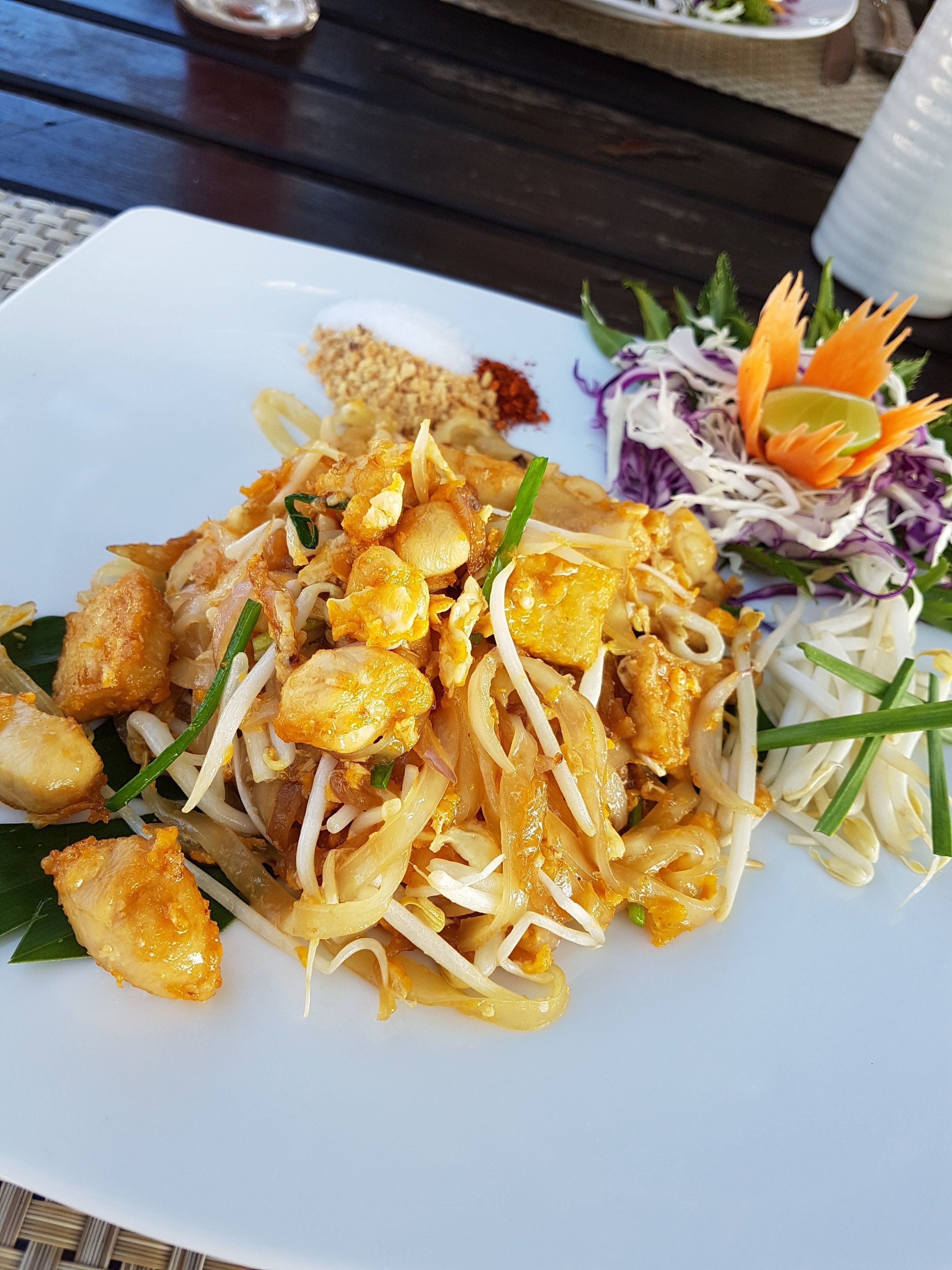 free daily cooked-to-order breakfast