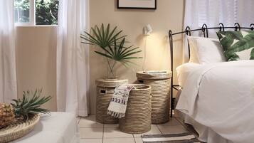 1 bedroom, hypo-allergenic bedding, iron/ironing board, free WiFi