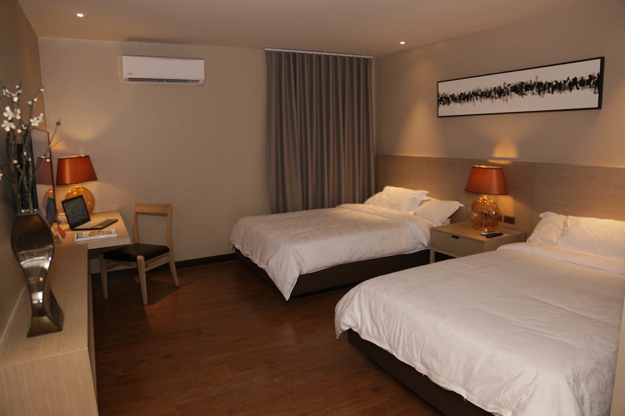 superior double room, non smoking | in-room safe, desk, blackout curtains, rollaway beds