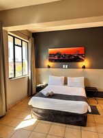 Quarto casal standard | 1 quarto, cortinas blackout, Wi-Fi de cortesia, roupa de cama