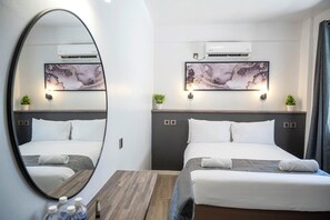 Habitación familiar | Caja fuerte, wifi gratis, ropa de cama