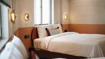 Classic Triple Room, City View | Down duvets, desk, soundproofing, iron/ironing board