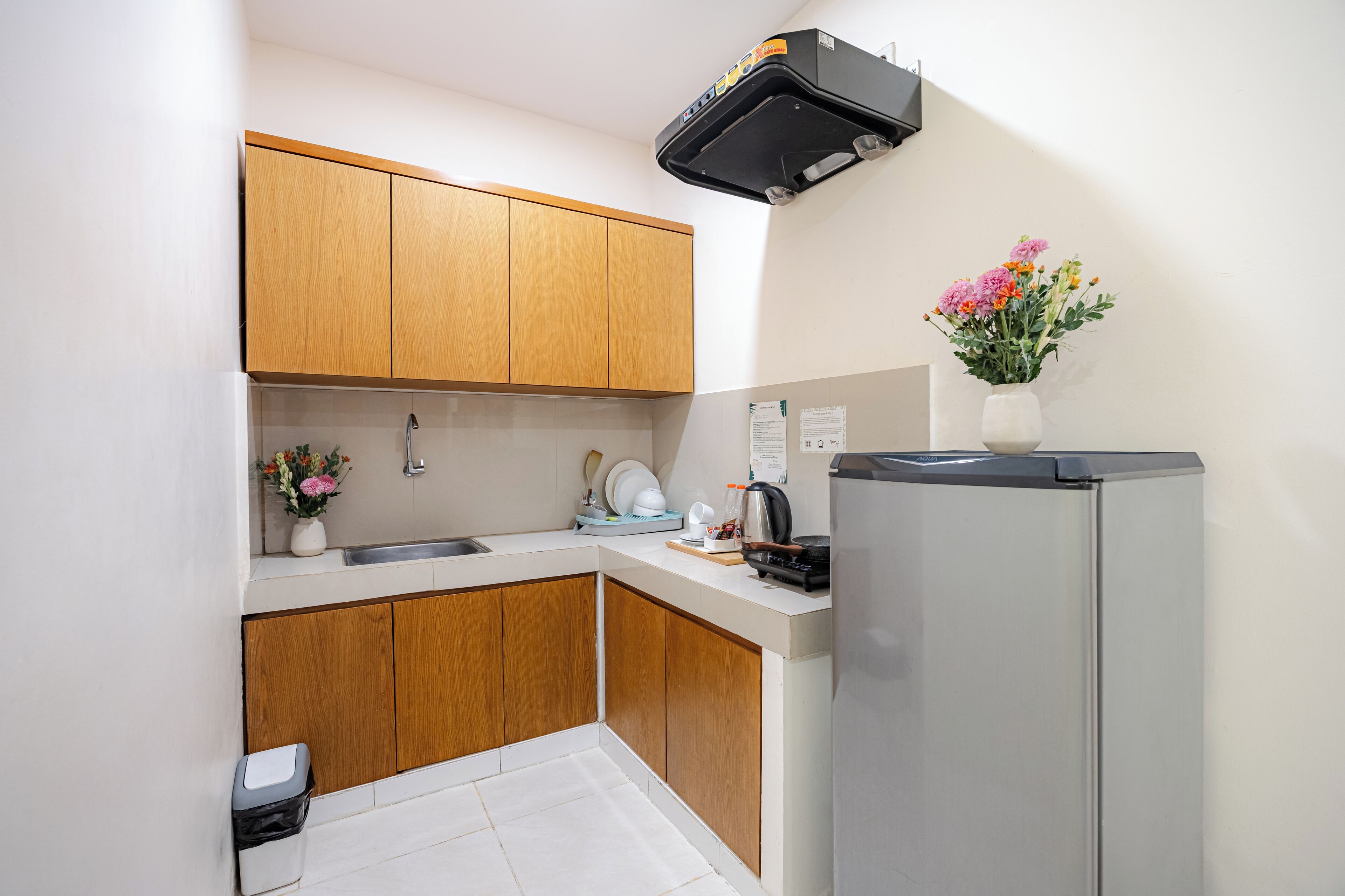 Signature Suite, Kitchen | Premium bedding, minibar, in-room safe, desk