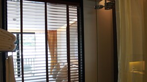 In-room safe, desk, WiFi (free) - The Beach by Glitter House (Karon)