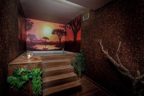 Espace de soins pour les couples, sauna, bain à remous, hammam