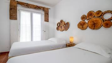 Superior Villa | 1 bedroom, individually decorated, individually furnished, soundproofing