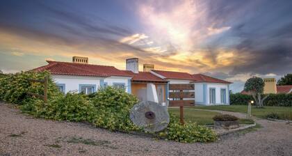 Monte do Giestal - Casas de Campo and Spa