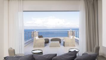 Una cassaforte in camera, insonorizzazione, ferro/asse da stiro