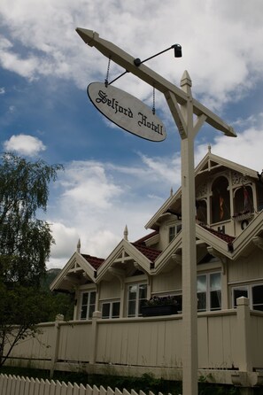 Exterior - Seljord Hotell - Unike Hoteller (Seljord)
