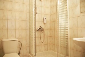 Shower, free toiletries, hair dryer, towels