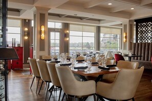 Daily full breakfast for a fee - Rawley Resort, Spa & Marina, Trademark Collection by Wyndham (Severn)