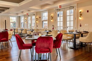 Café da manhã, almoço e jantar