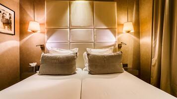 Minibar, in-room safe, desk, blackout curtains