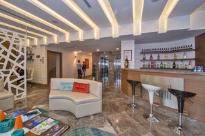 Bar (on property) - Inntel Hotel Istanbul (Istanbul)