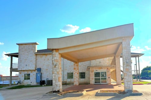Westwood Inn Extended Stay by OYO Gonzales TX